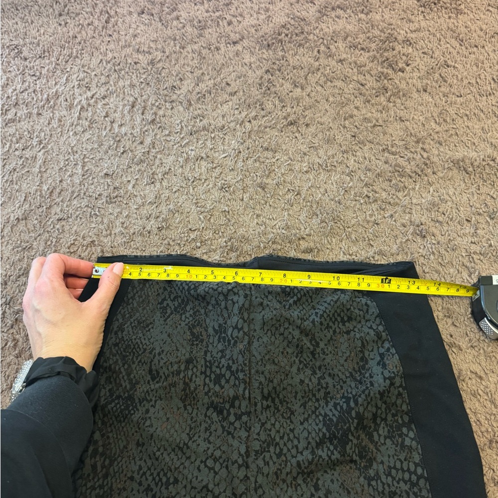 2 FOR $20 LYSSE GREEN SNAKESKIN HIGH RISE LEGGINGS TUMMY CONTROLS BLACK M - Picture 3 of 8
